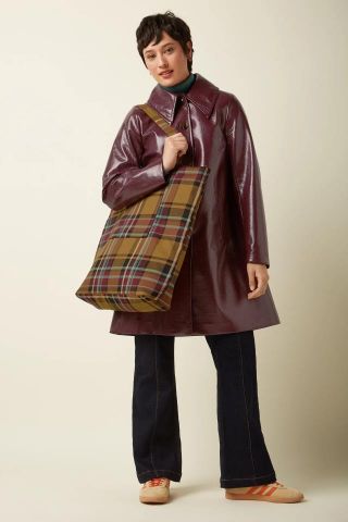 SHOPPER CAROLL CHECK