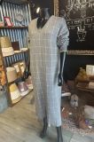 VESTIDO GRIS DE CUADROS 