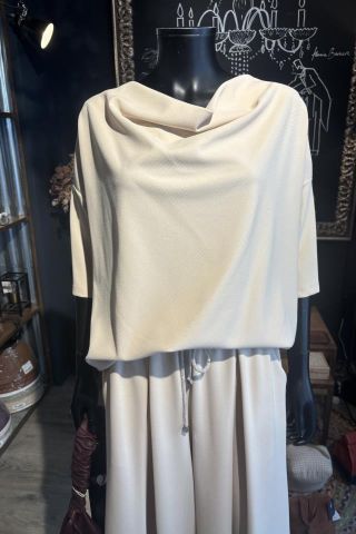 BLUSA CUELLO ALTO